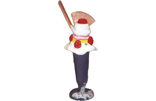 Statue; Large Sundae