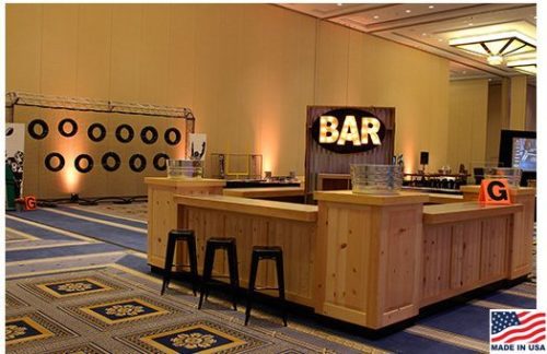 Knotty Pine Bar, Square