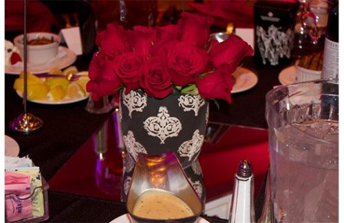 French Jackie Pot w/ Rose Cluster Centerpiece