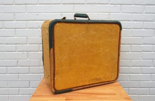 Vintage Tan Case with Green Edging