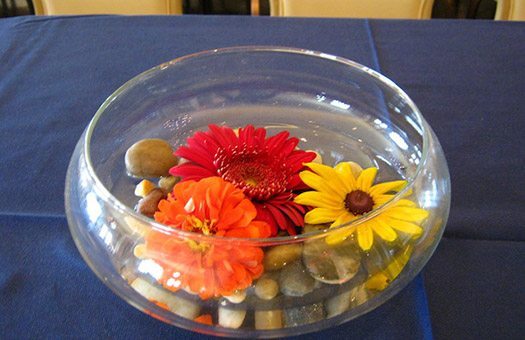 centerpiece floating bowl gerber daisies Large