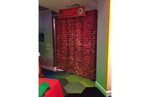 christmas drapes hogwarts express brick wall Large