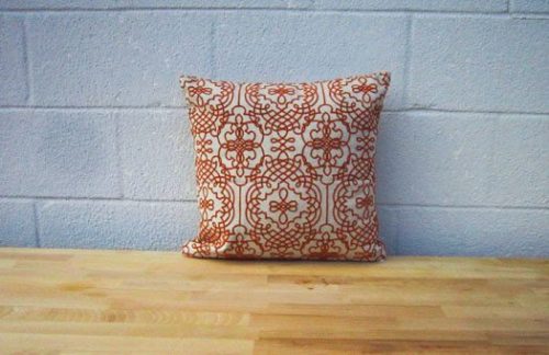 Manor Pillow