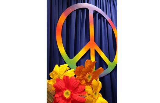 prop rainbow peace sign Large