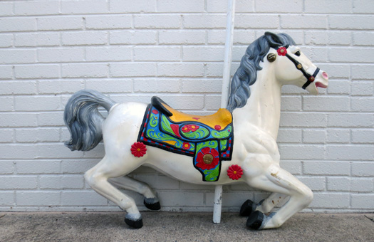 props carousel horse classic large