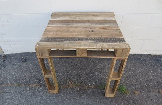 tables square pallet table IMG 4755 Large