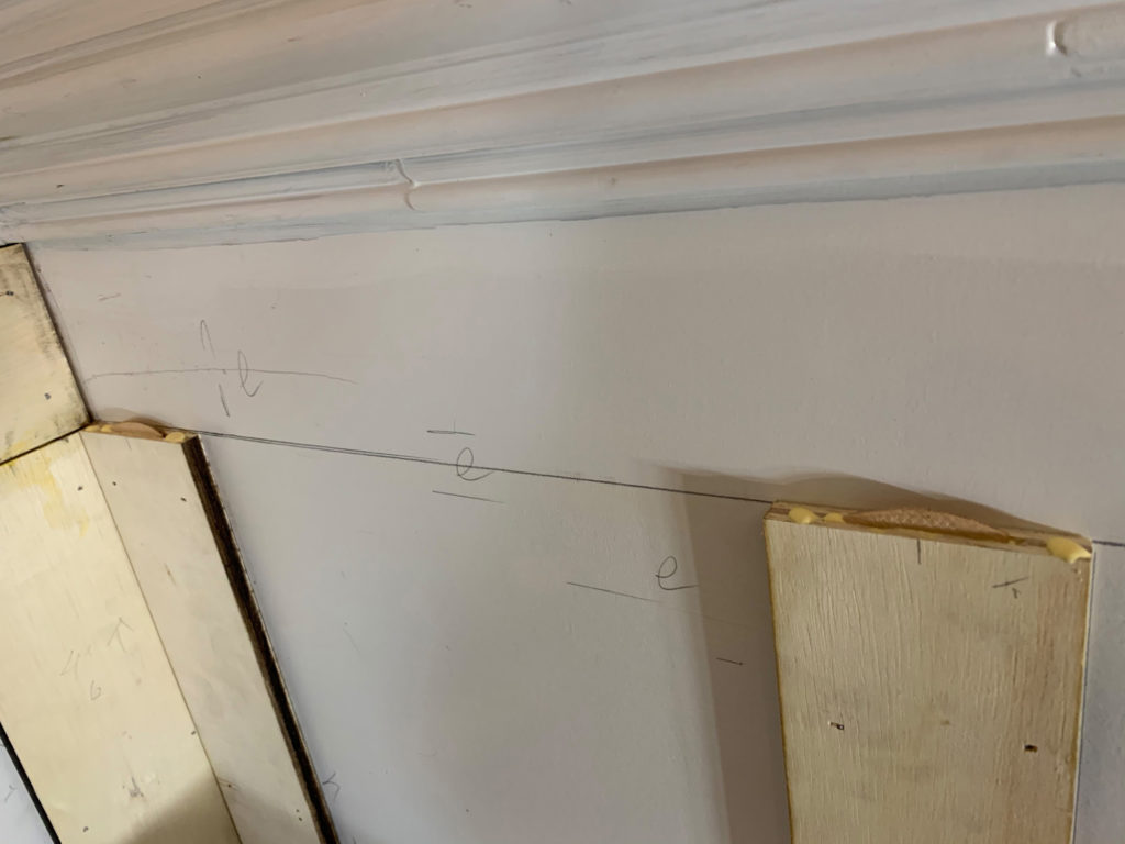 handyman-services_wainscoting_biscuit-joint-glue-corner_before_IMG_1979_HR_2000px