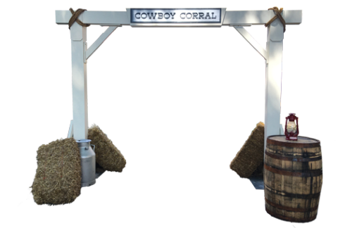 Ranch Entranceway with Posts