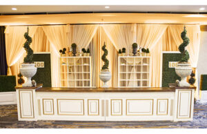 bar versailles gold and winter white IMG 8226 large